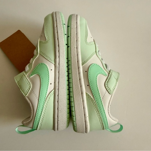 Nike Kids' Toddler Girl Sneakers in Mint and White size 10.5 - Picture 6 of 10